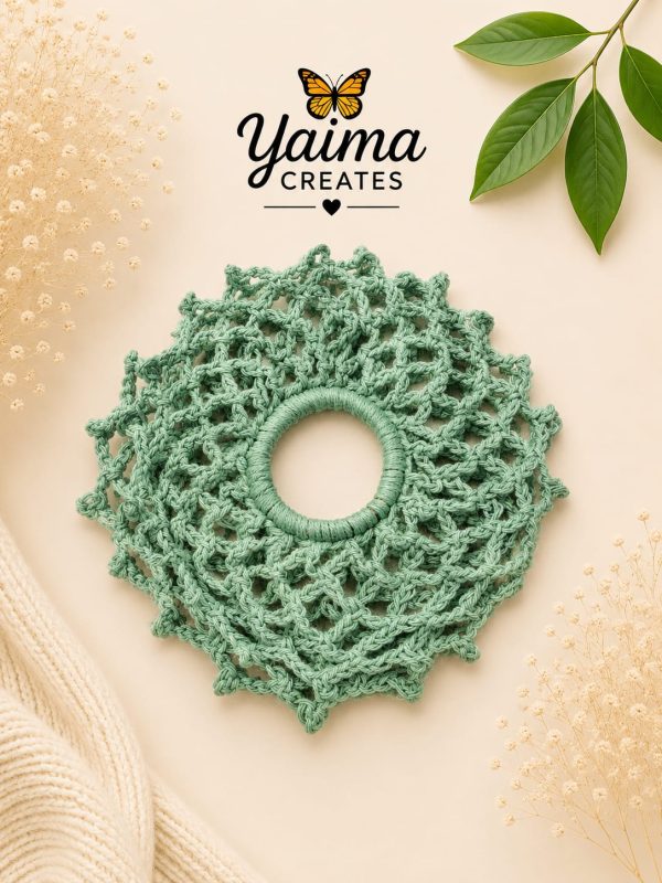 Salvia – stor salviagrön handvirkad scrunchie