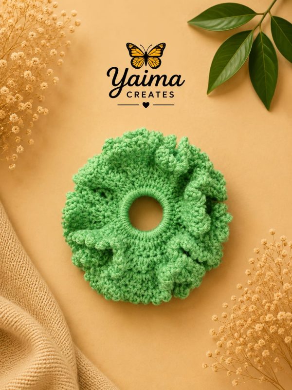 Menta – stor mintgrön handvirkad scrunchie