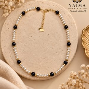 Nattpärla – handgjort halsband i svart, vitt och guld